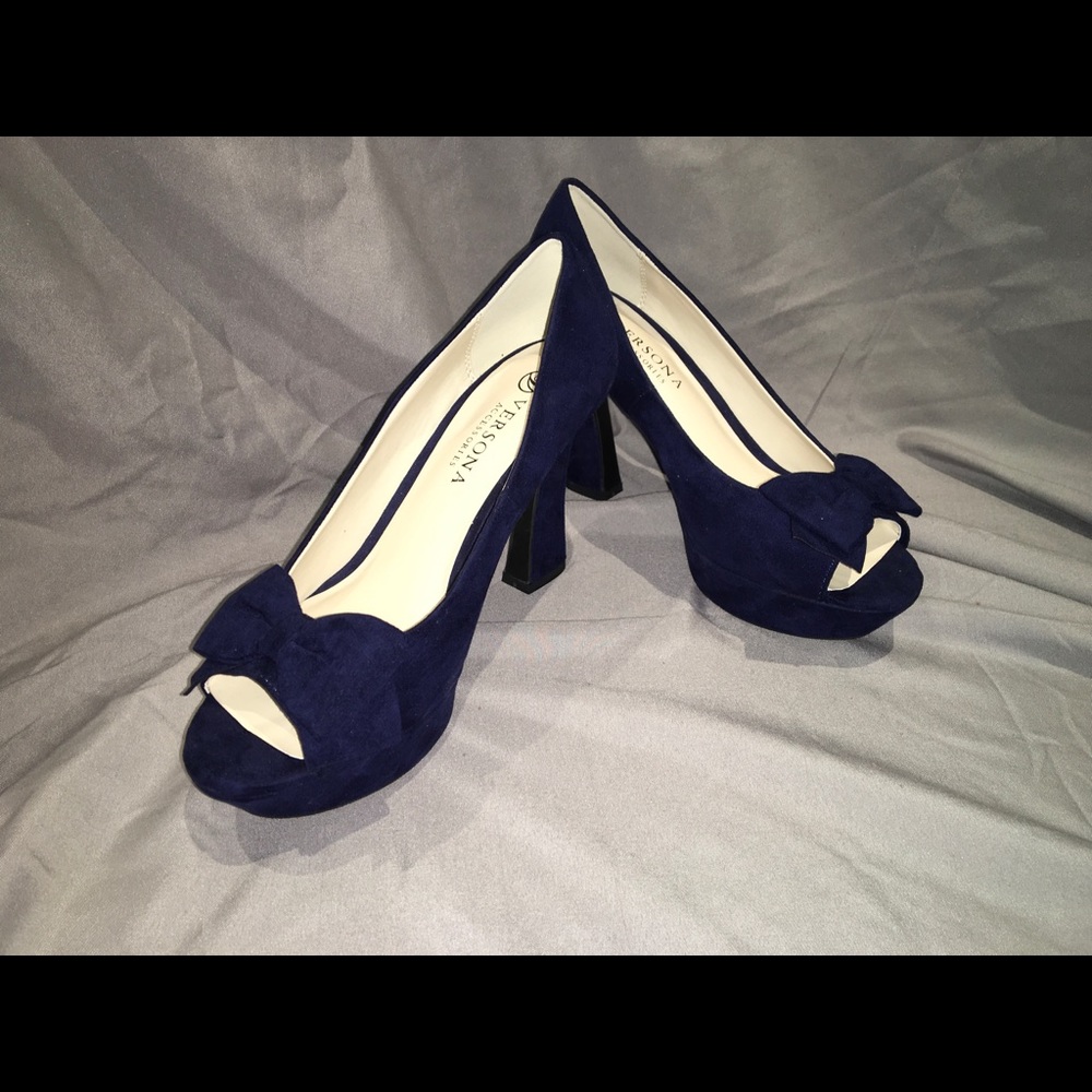 Versona blue velvet platform heels - Picture 2 of 6